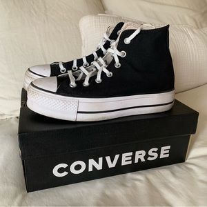 EUC Converse Chuck Taylor High Top Platforms Black Women’s Size 7.5